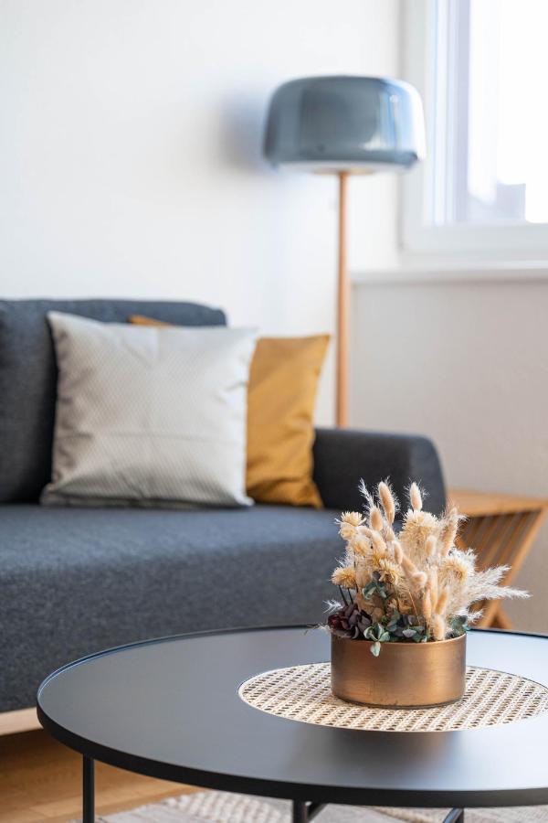 Apartament Modern 3Bdr Duplex With Skyroof In Trendy Zurich West Zewnętrze zdjęcie